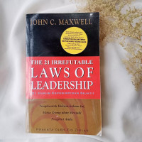 The 21 Irrefutable Laws of Leadership (21 Hukum Kepemimpinan)